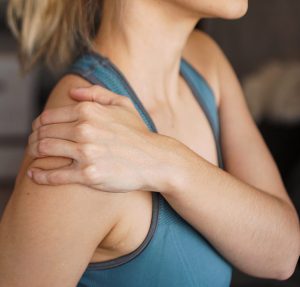 treating shoulder pain at Southwest Orthopaedic and Reconstrction Specialists